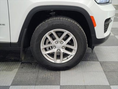 2023 Jeep Grand Cherokee Laredo 4x4