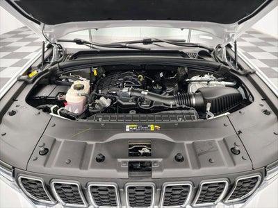 2023 Jeep Grand Cherokee Laredo 4x4