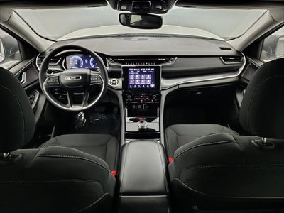 2023 Jeep Grand Cherokee Laredo 4x4