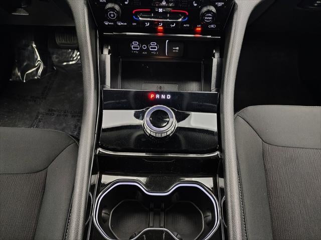 2023 Jeep Grand Cherokee Laredo 4x4