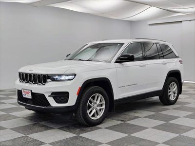 2023 Jeep Grand Cherokee Laredo 4x4