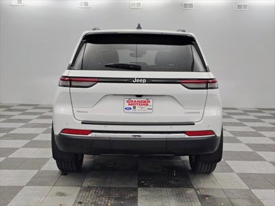 2023 Jeep Grand Cherokee Laredo 4x4