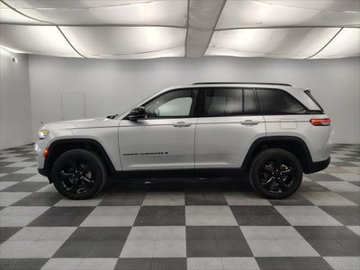 2023 Jeep Grand Cherokee Laredo