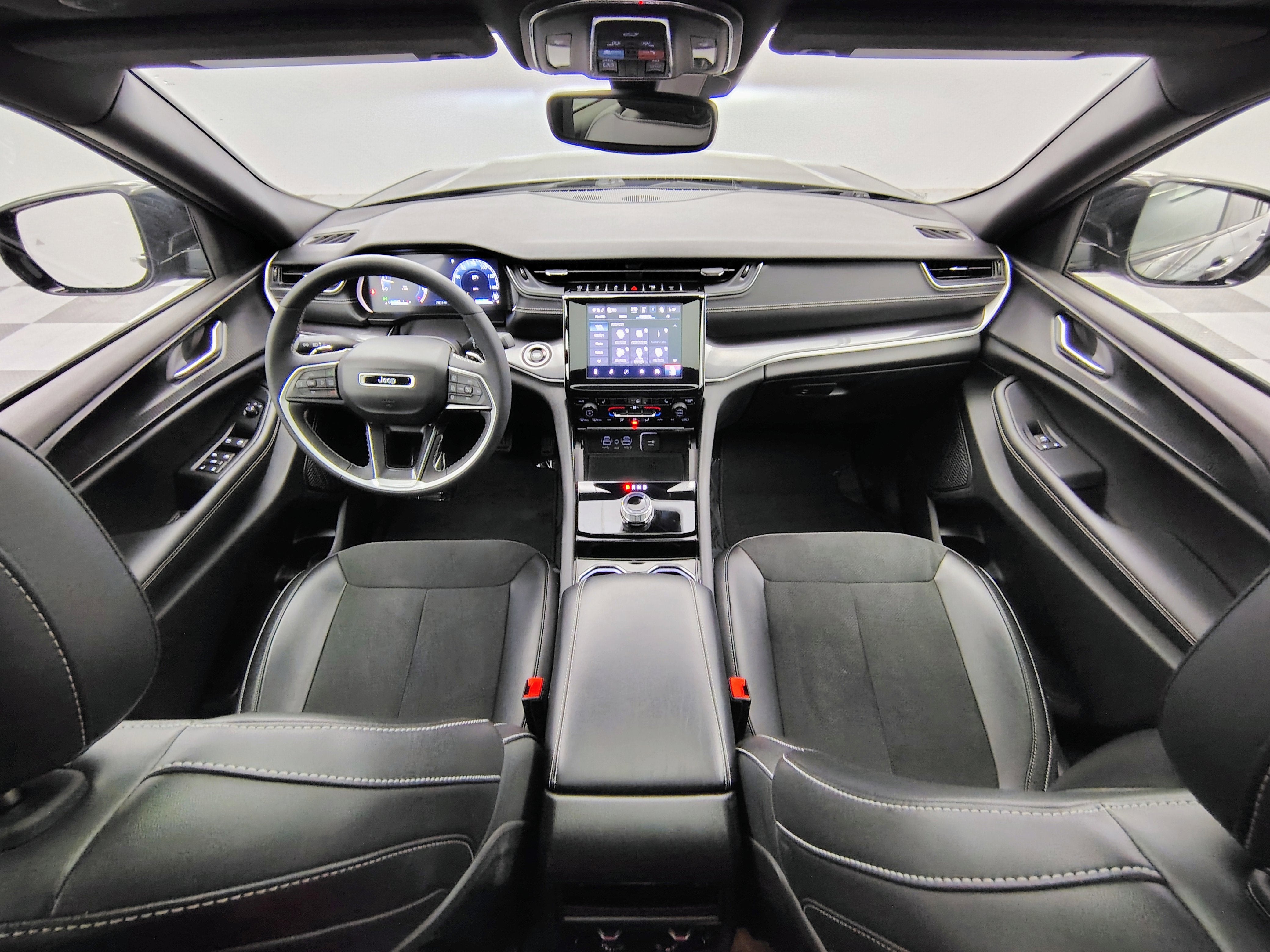 2023 Jeep Grand Cherokee Altitude 4x4
