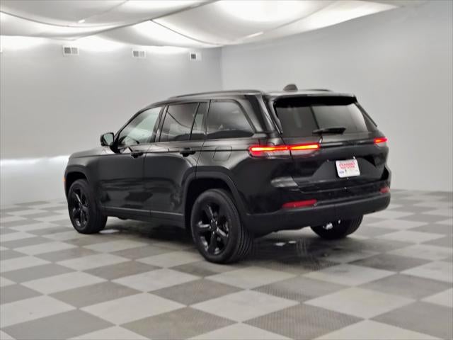 2023 Jeep Grand Cherokee Altitude 4x4
