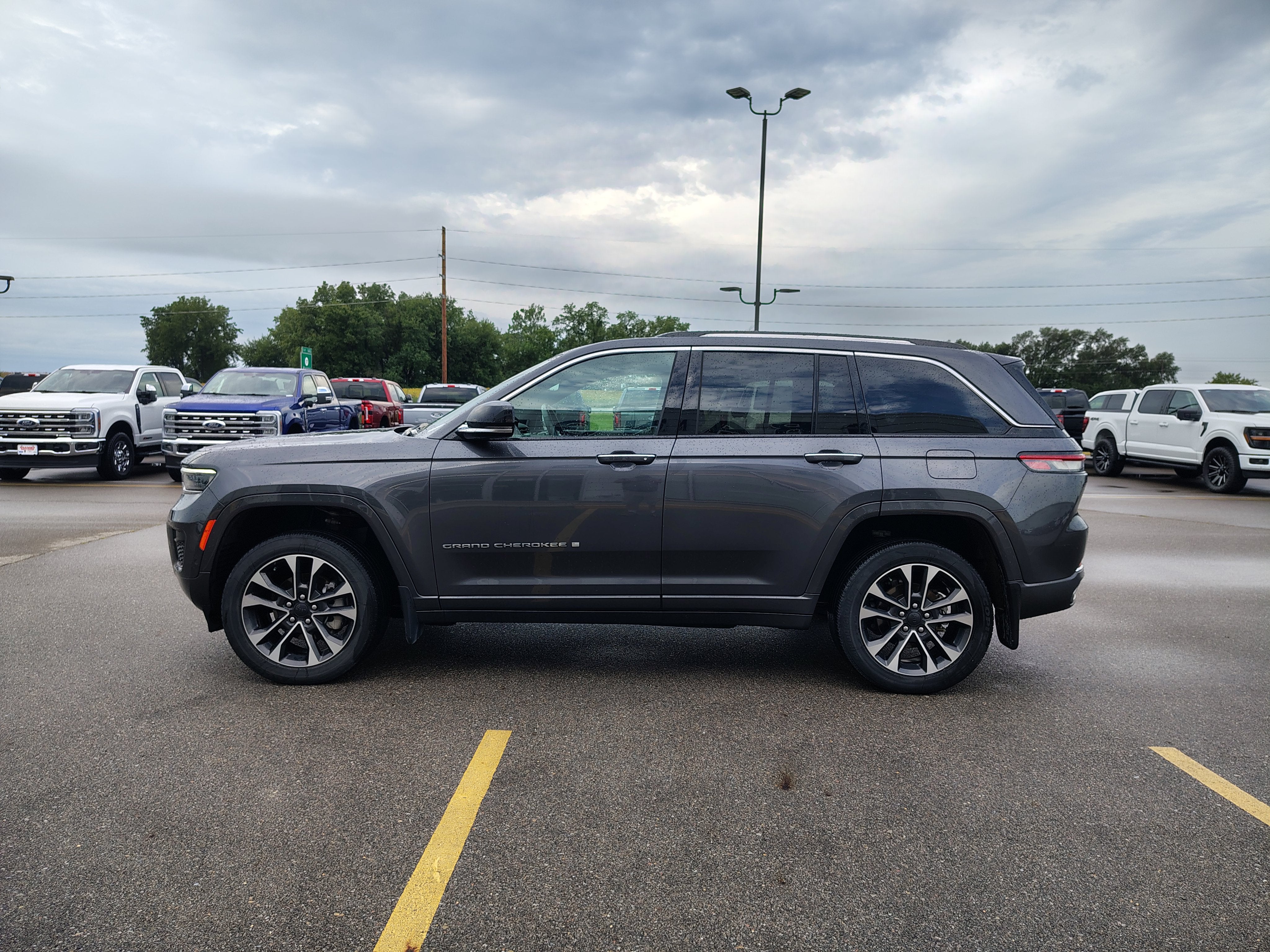 2022 Jeep Grand Cherokee Overland