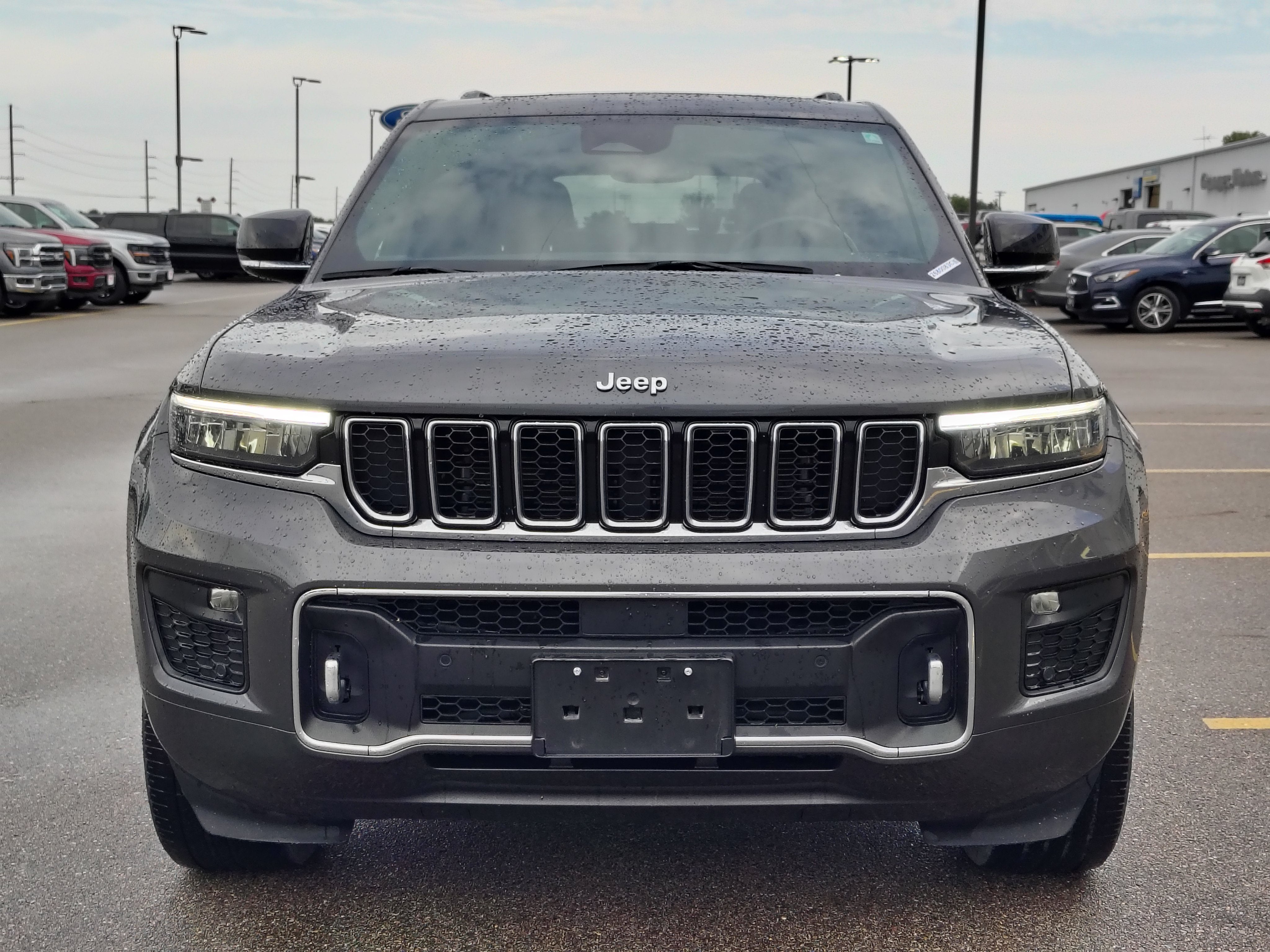 2022 Jeep Grand Cherokee Overland