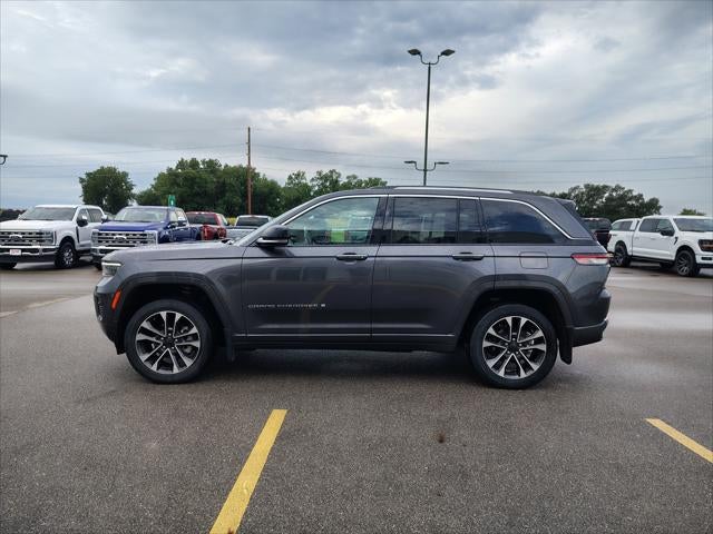 2022 Jeep Grand Cherokee Overland