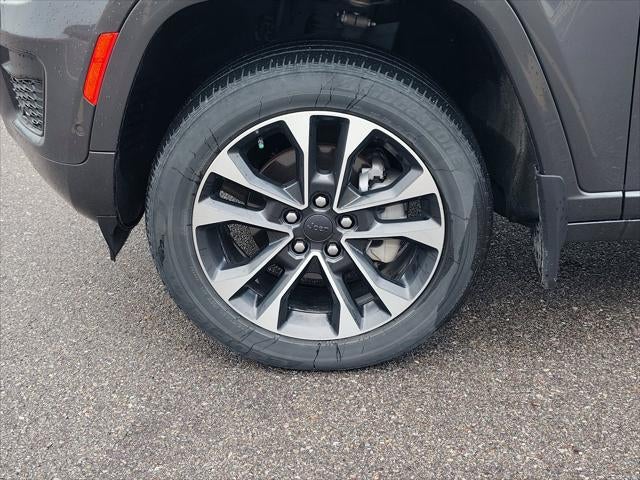 2022 Jeep Grand Cherokee Overland