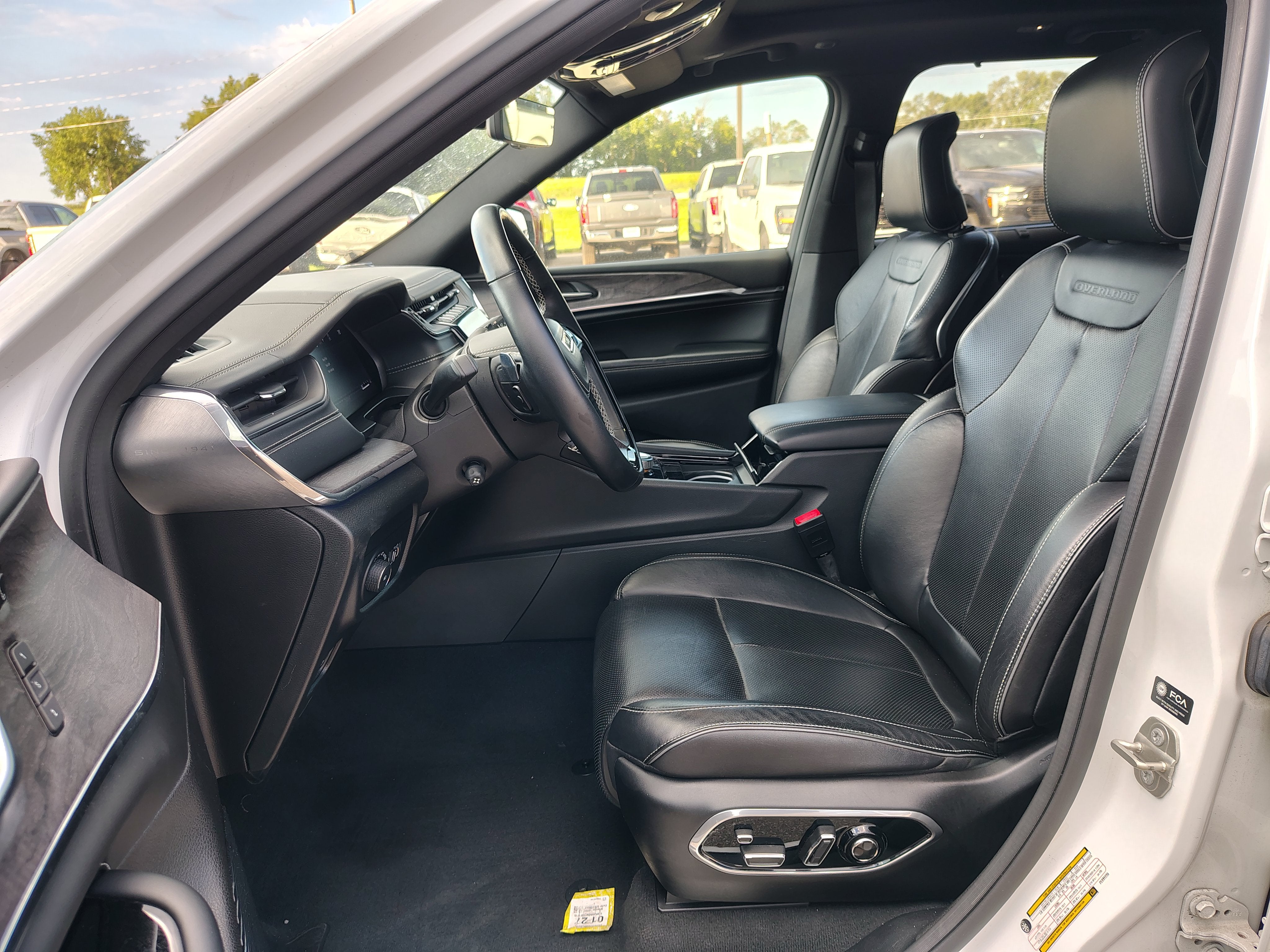 2023 Jeep Grand Cherokee Overland