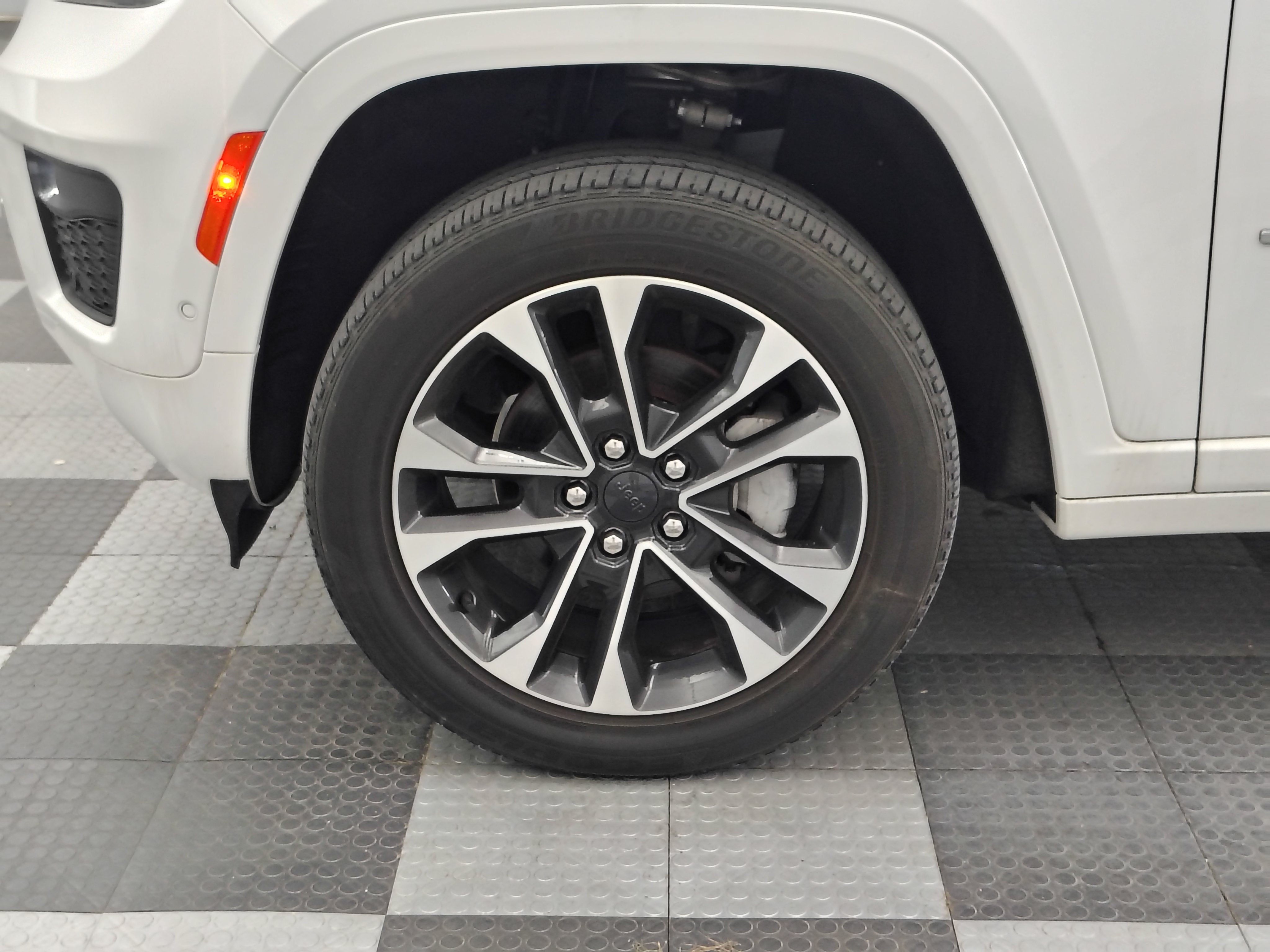 2022 Jeep Grand Cherokee Overland