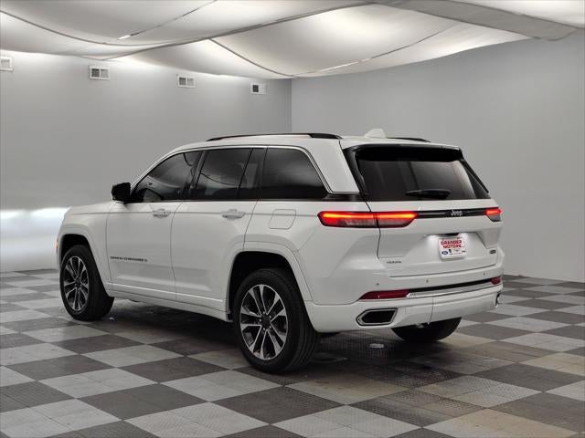 2022 Jeep Grand Cherokee Overland