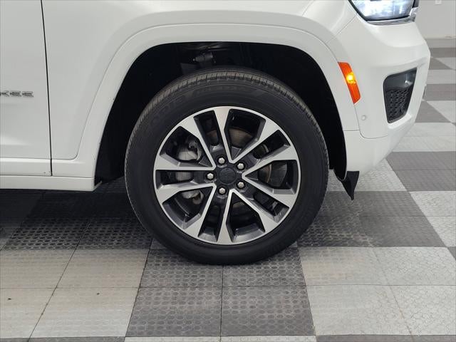 2022 Jeep Grand Cherokee Overland