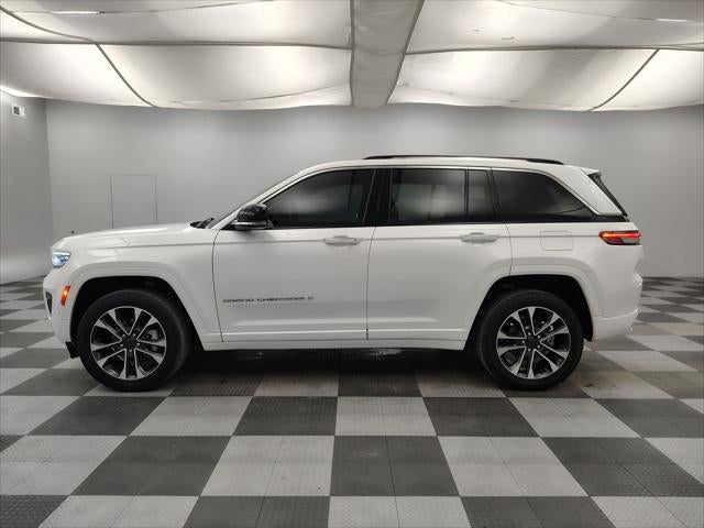 2022 Jeep Grand Cherokee Overland