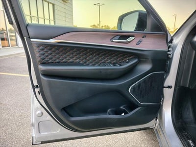 2025 Jeep Grand Cherokee Summit