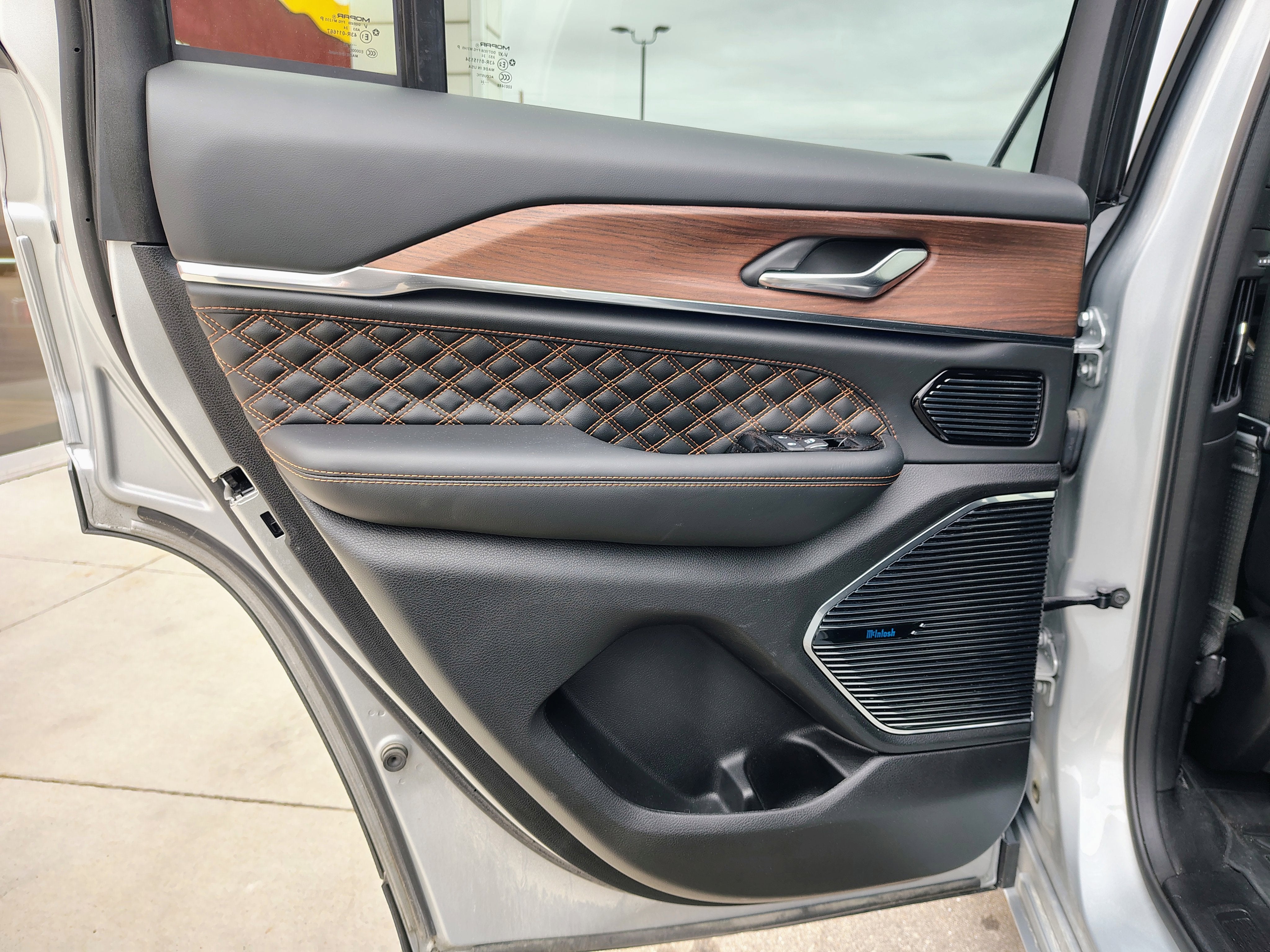 2024 Jeep Grand Cherokee Summit