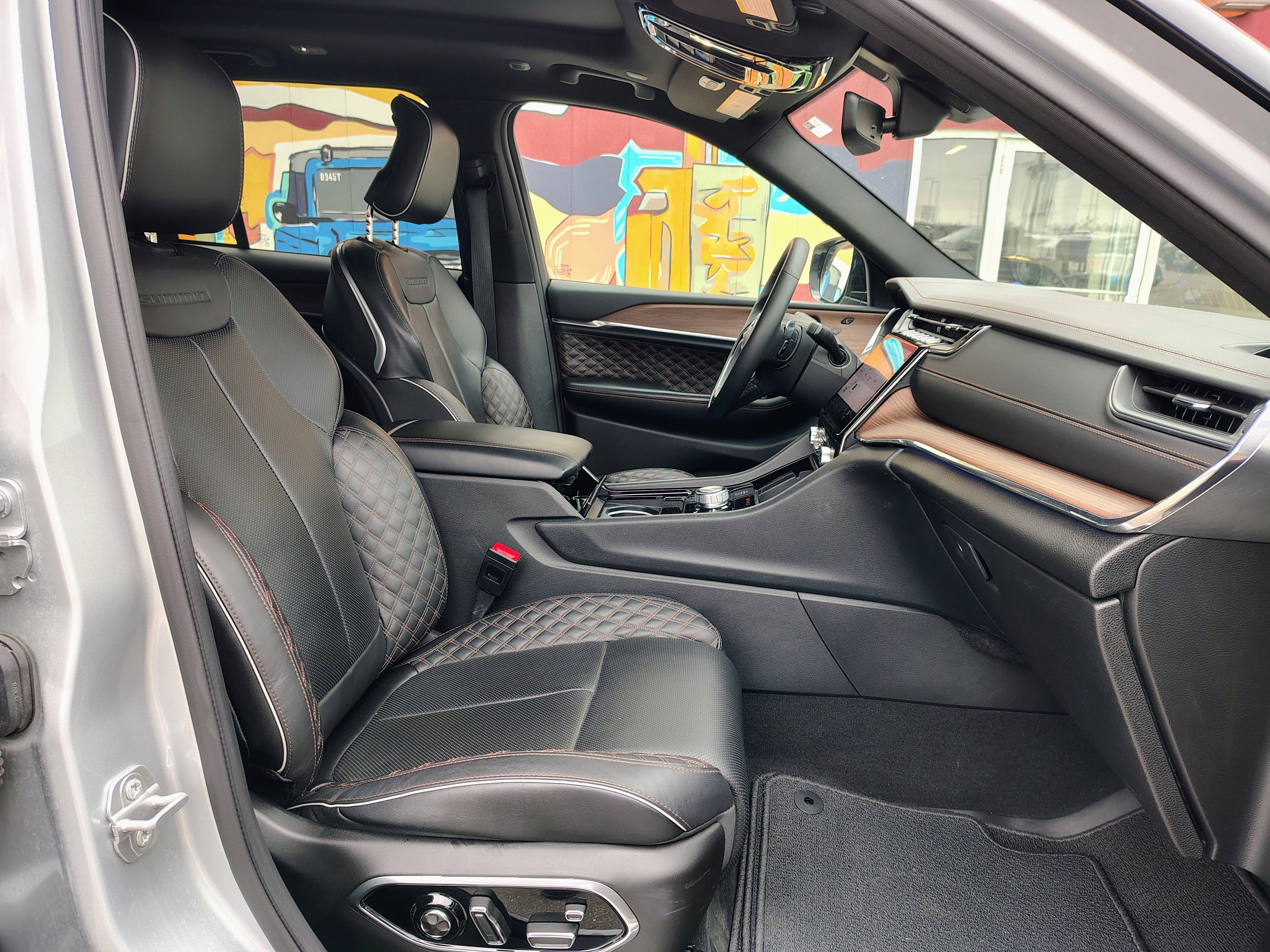 2024 Jeep Grand Cherokee Summit