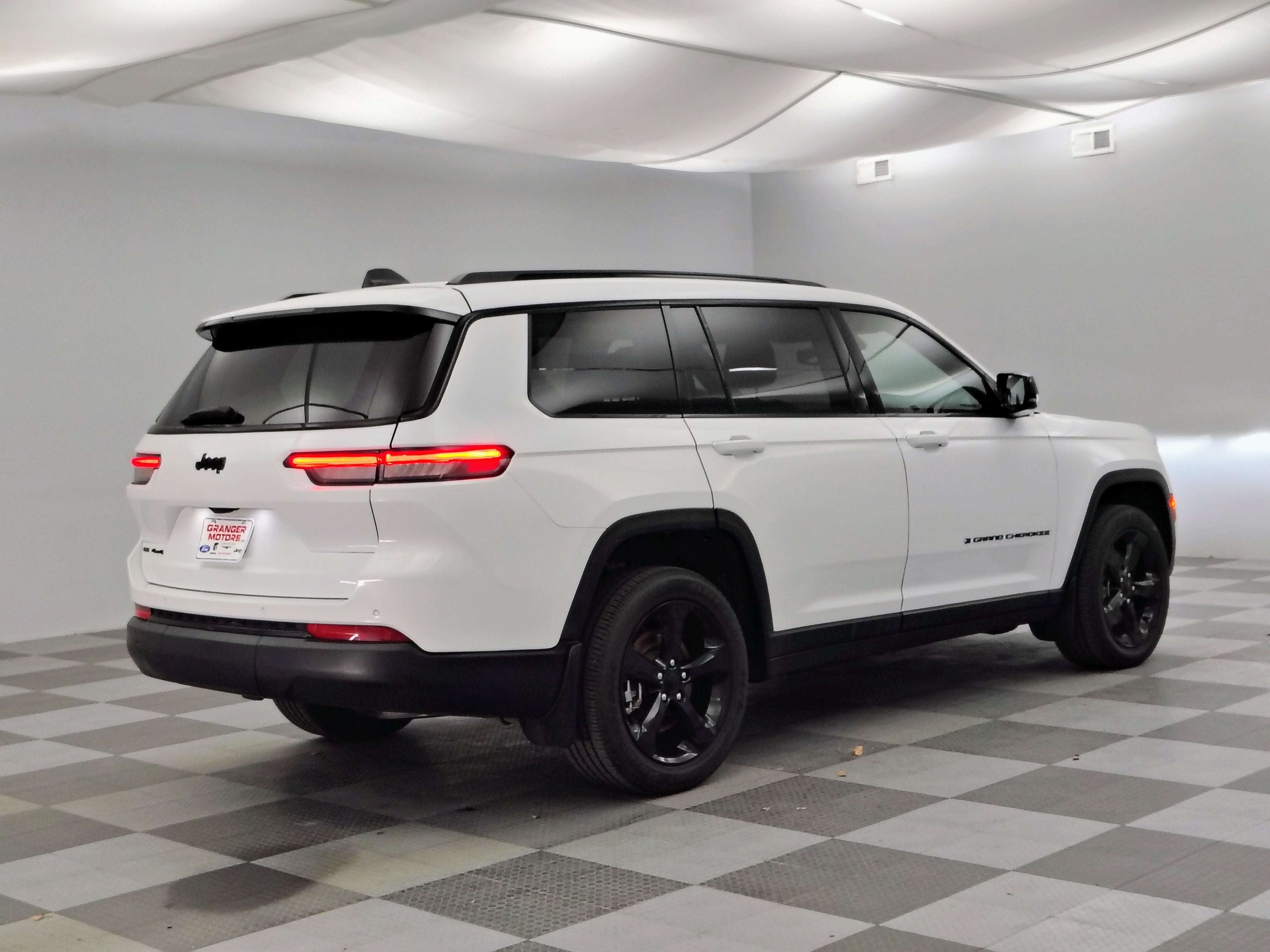 2023 Jeep Grand Cherokee L Altitude