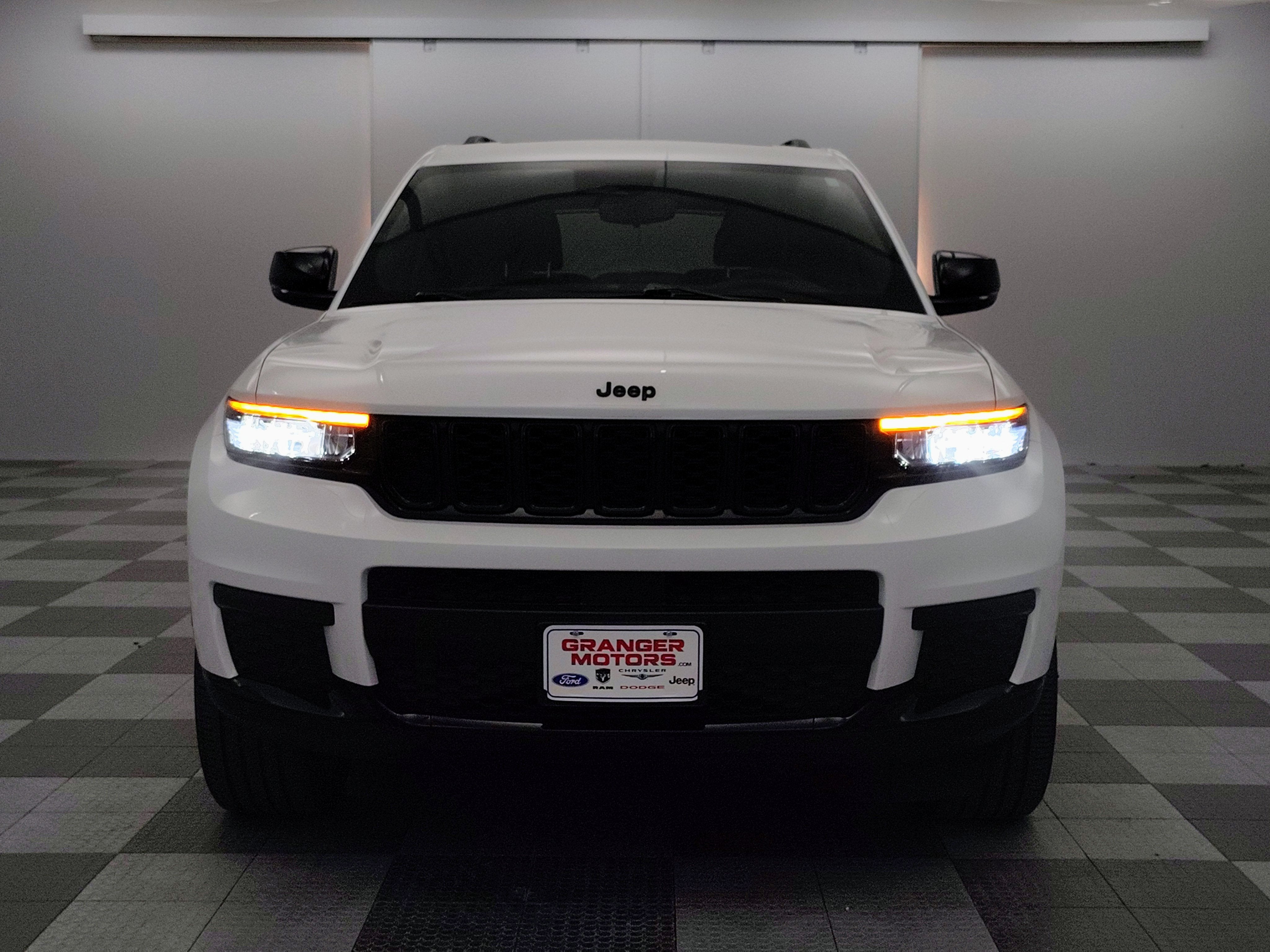 2023 Jeep Grand Cherokee L Altitude