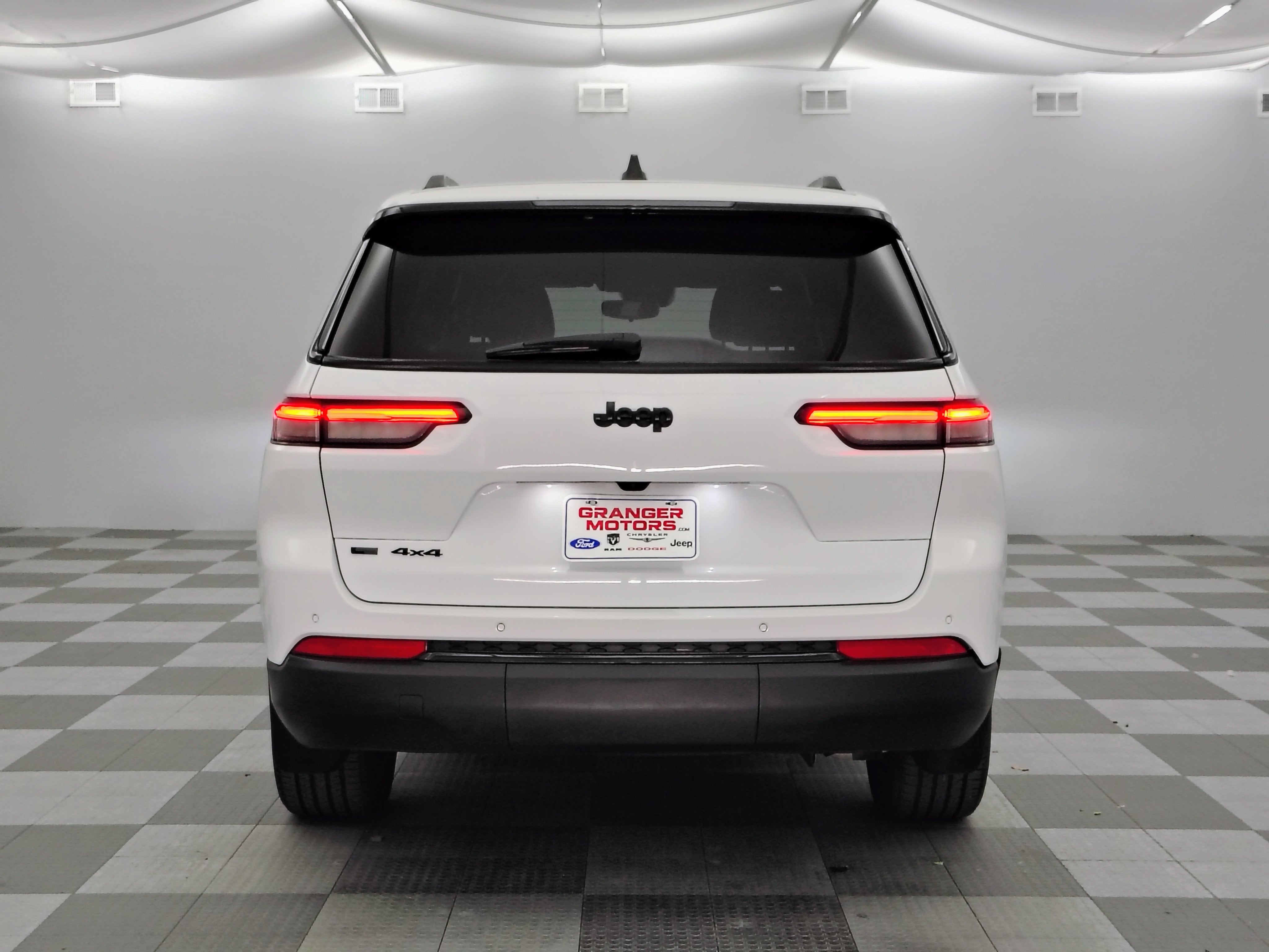 2023 Jeep Grand Cherokee L Altitude