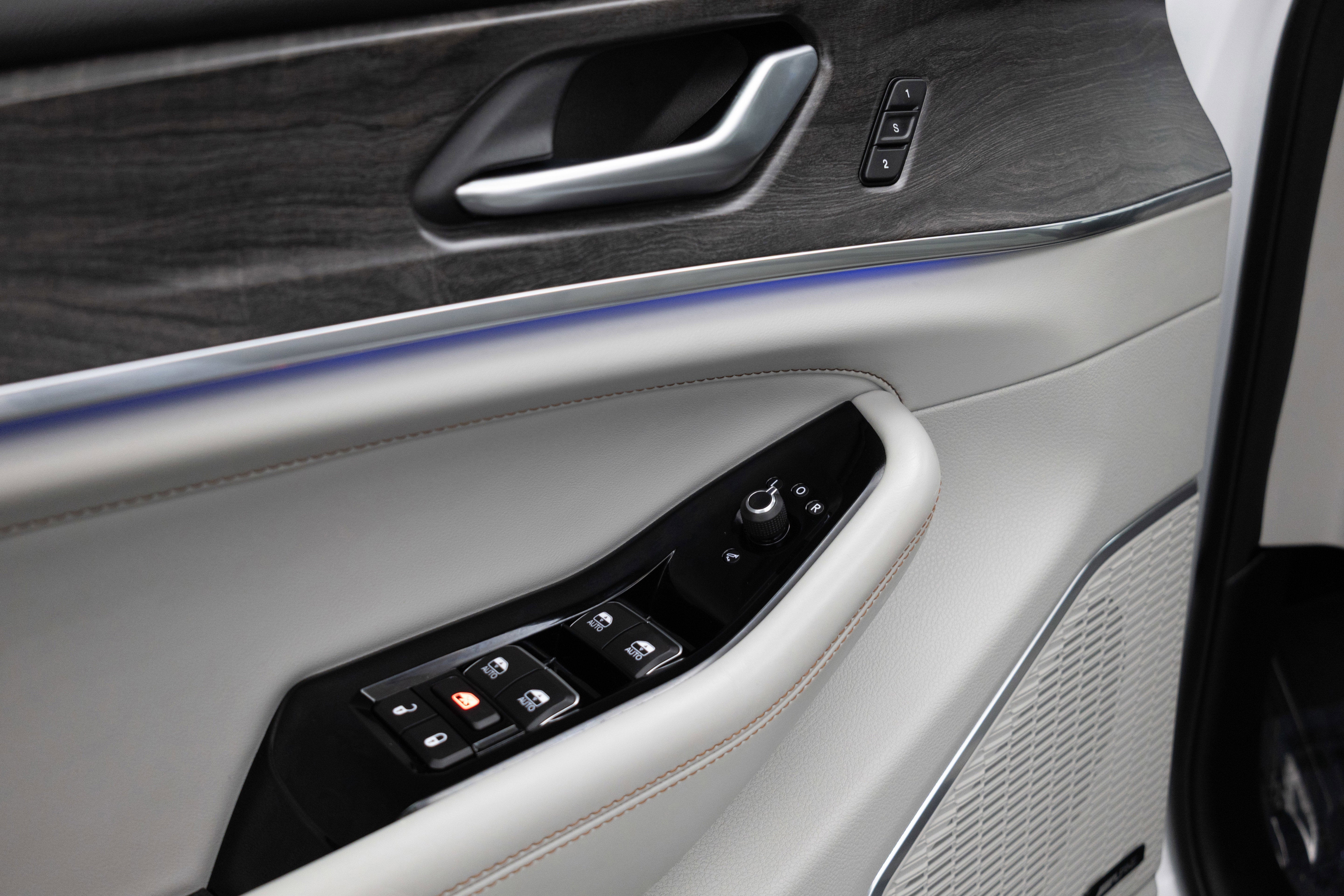 2023 Jeep Grand Cherokee L Overland