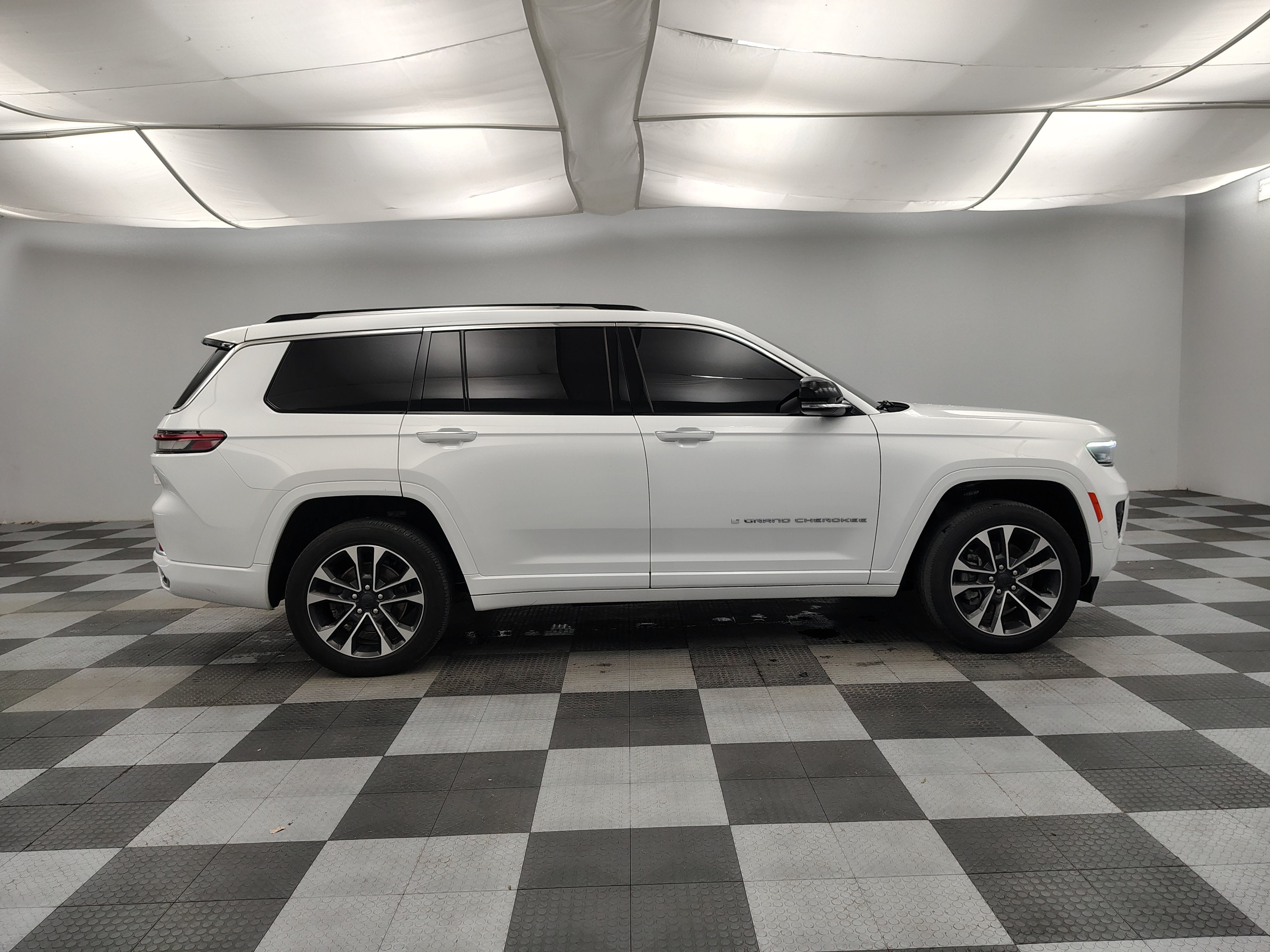 2022 Jeep Grand Cherokee L Overland