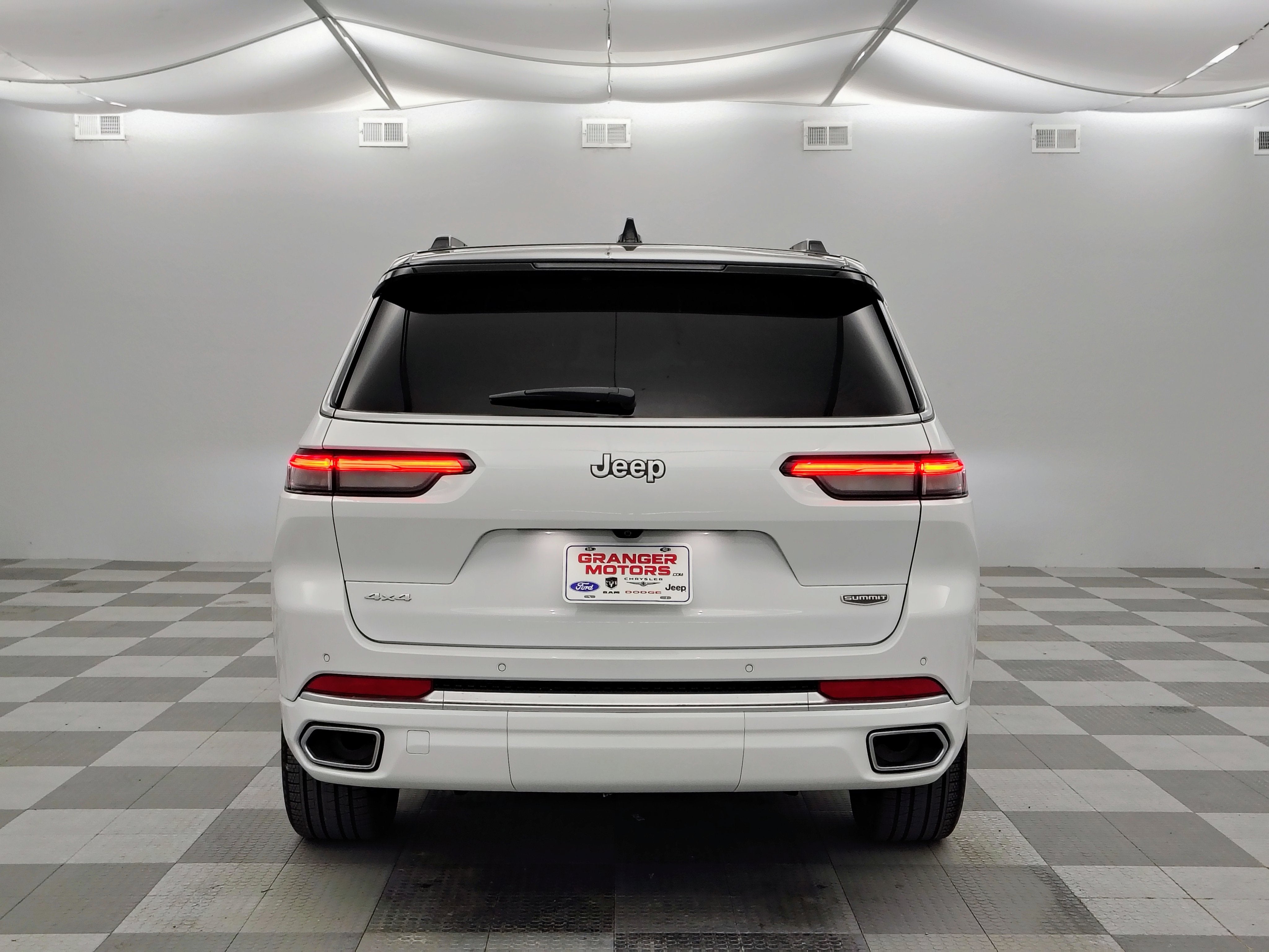 2025 Jeep Grand Cherokee L Summit 4x4
