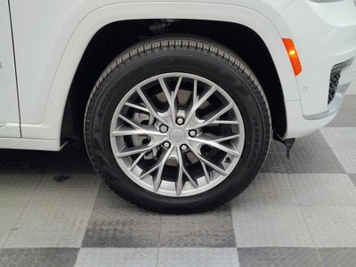 2025 Jeep Grand Cherokee L Summit 4x4