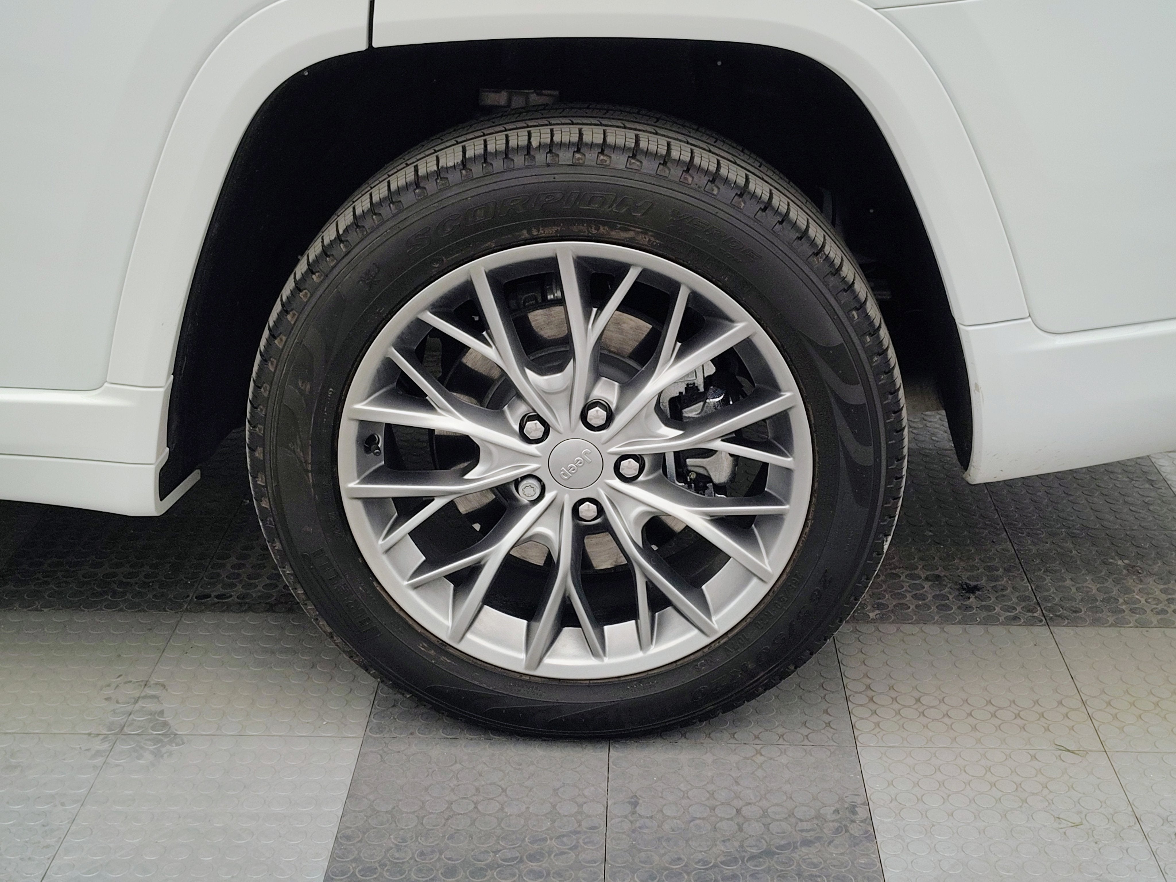 2025 Jeep Grand Cherokee L Summit 4x4