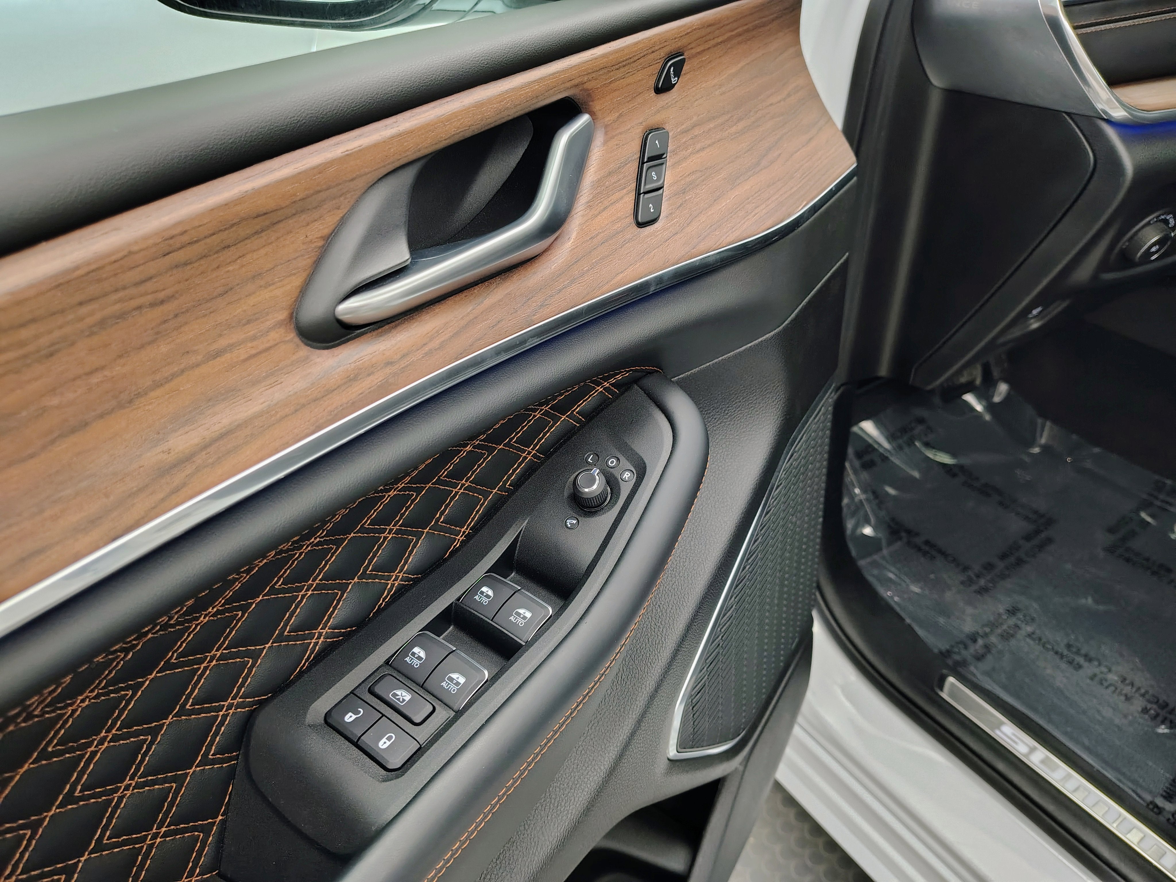2025 Jeep Grand Cherokee L Summit 4x4