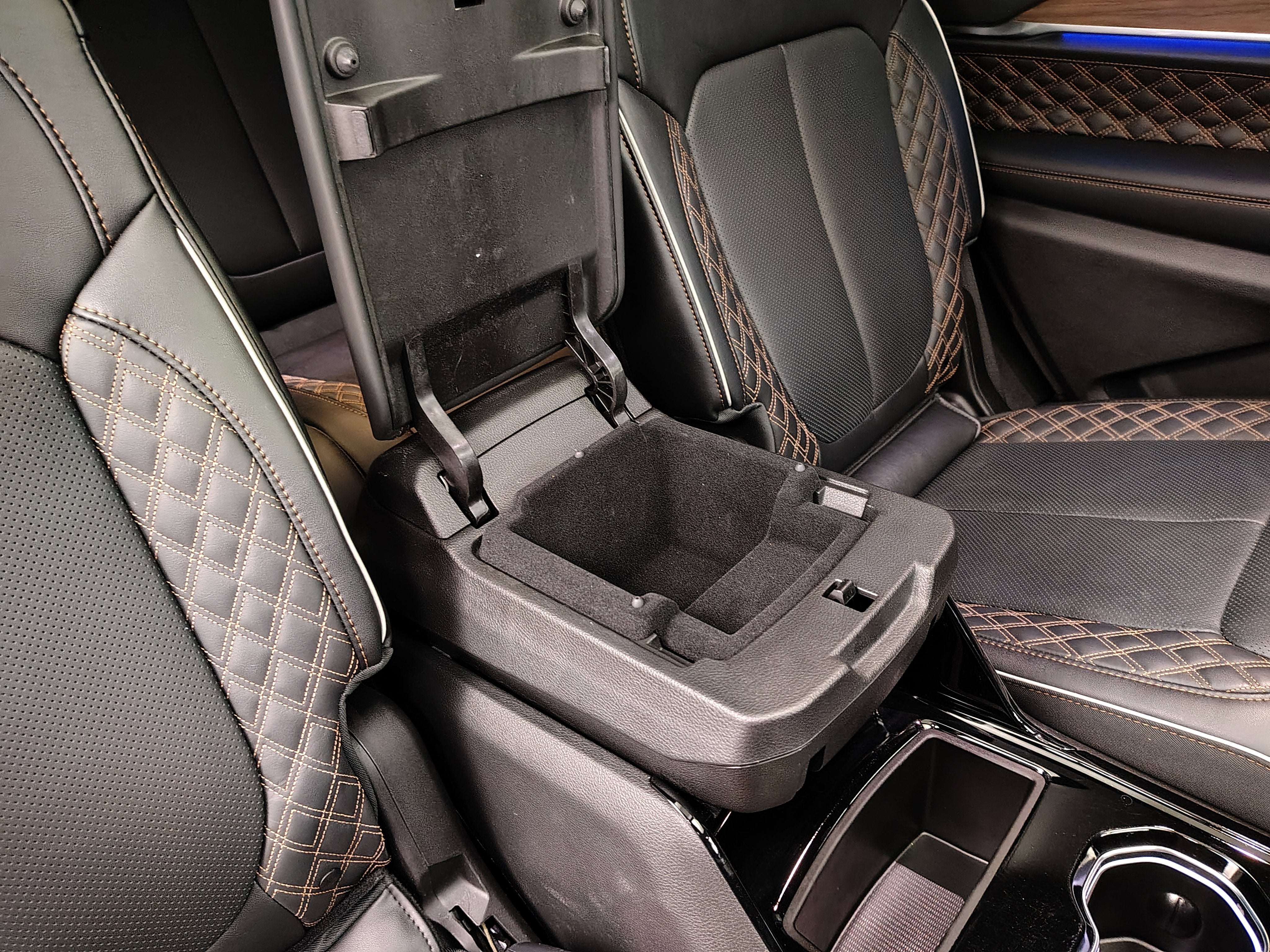 2025 Jeep Grand Cherokee L Summit 4x4