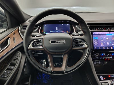 2025 Jeep Grand Cherokee L Summit 4x4