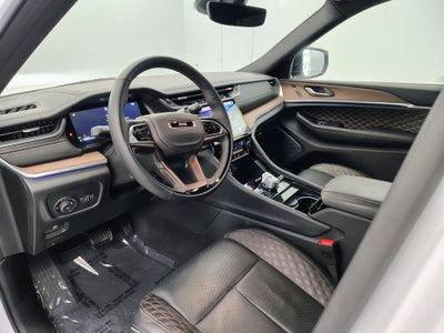 2025 Jeep Grand Cherokee L Summit 4x4