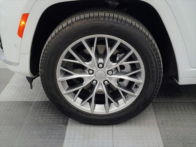 2025 Jeep Grand Cherokee L Summit 4x4