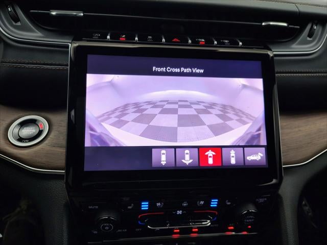 2025 Jeep Grand Cherokee L Summit 4x4
