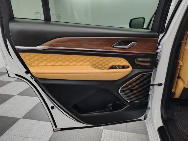 2023 Jeep Grand Cherokee L Summit