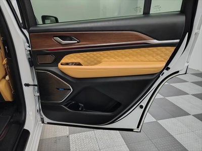 2023 Jeep Grand Cherokee L Summit