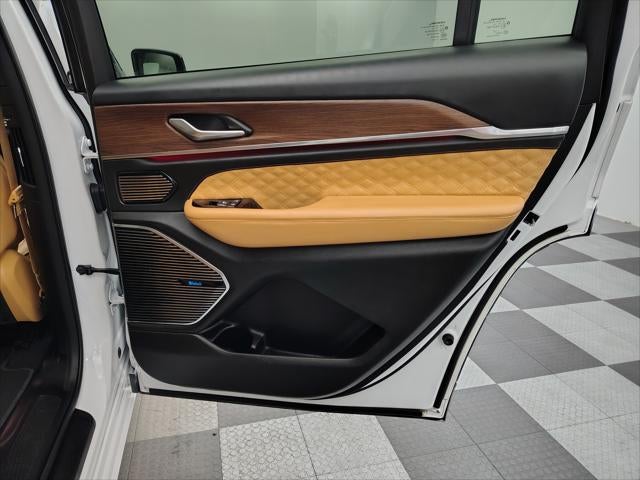 2023 Jeep Grand Cherokee L Summit