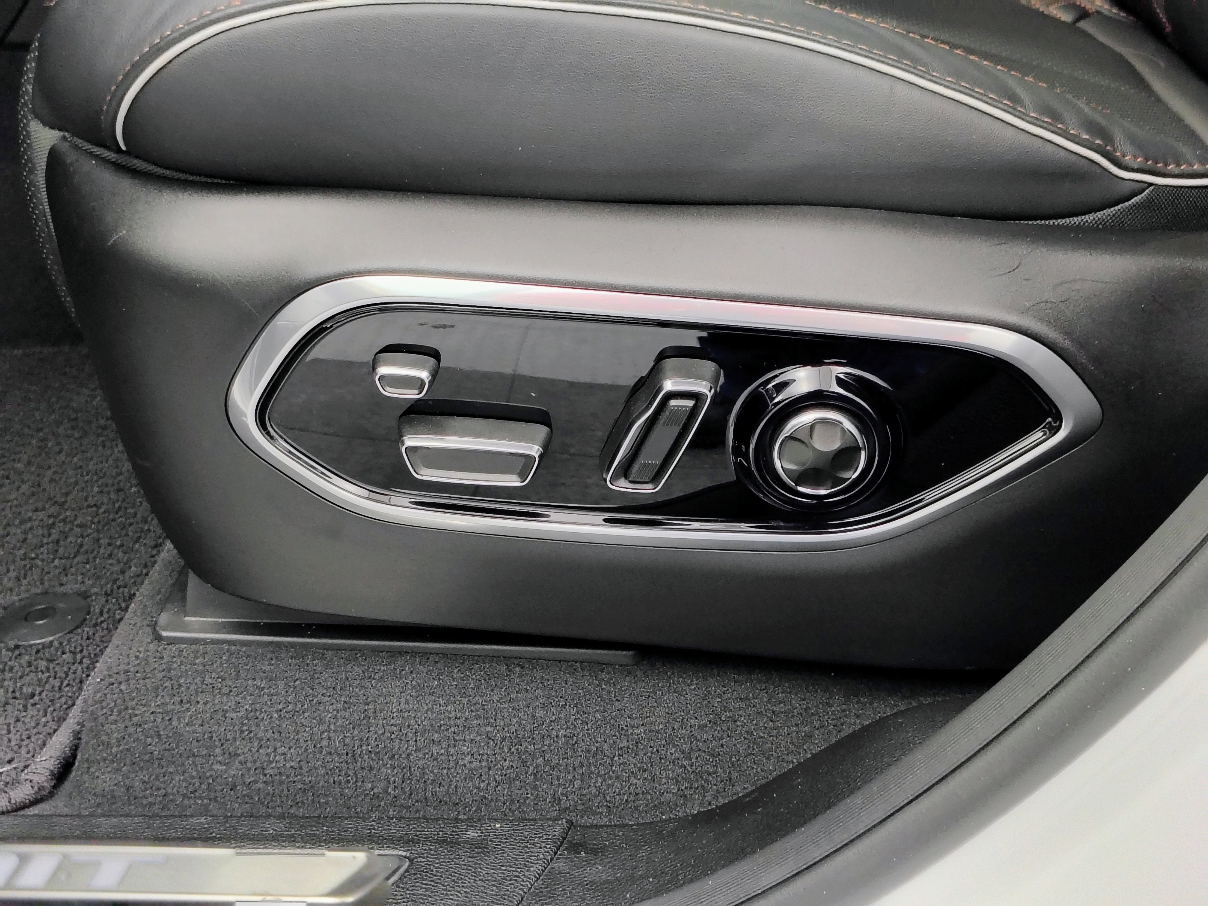 2024 Jeep Grand Cherokee L Summit Reserve