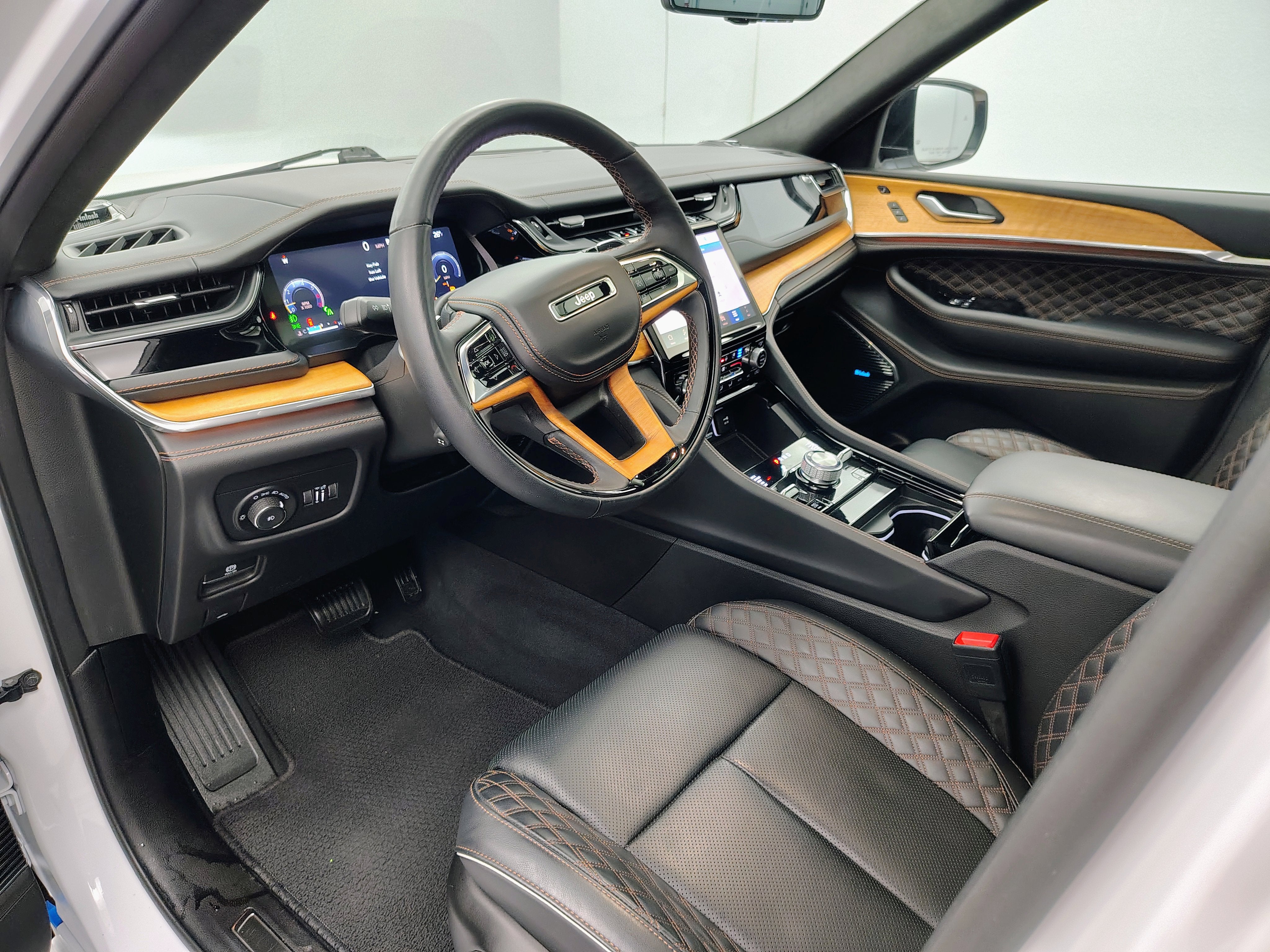 2024 Jeep Grand Cherokee L Summit Reserve