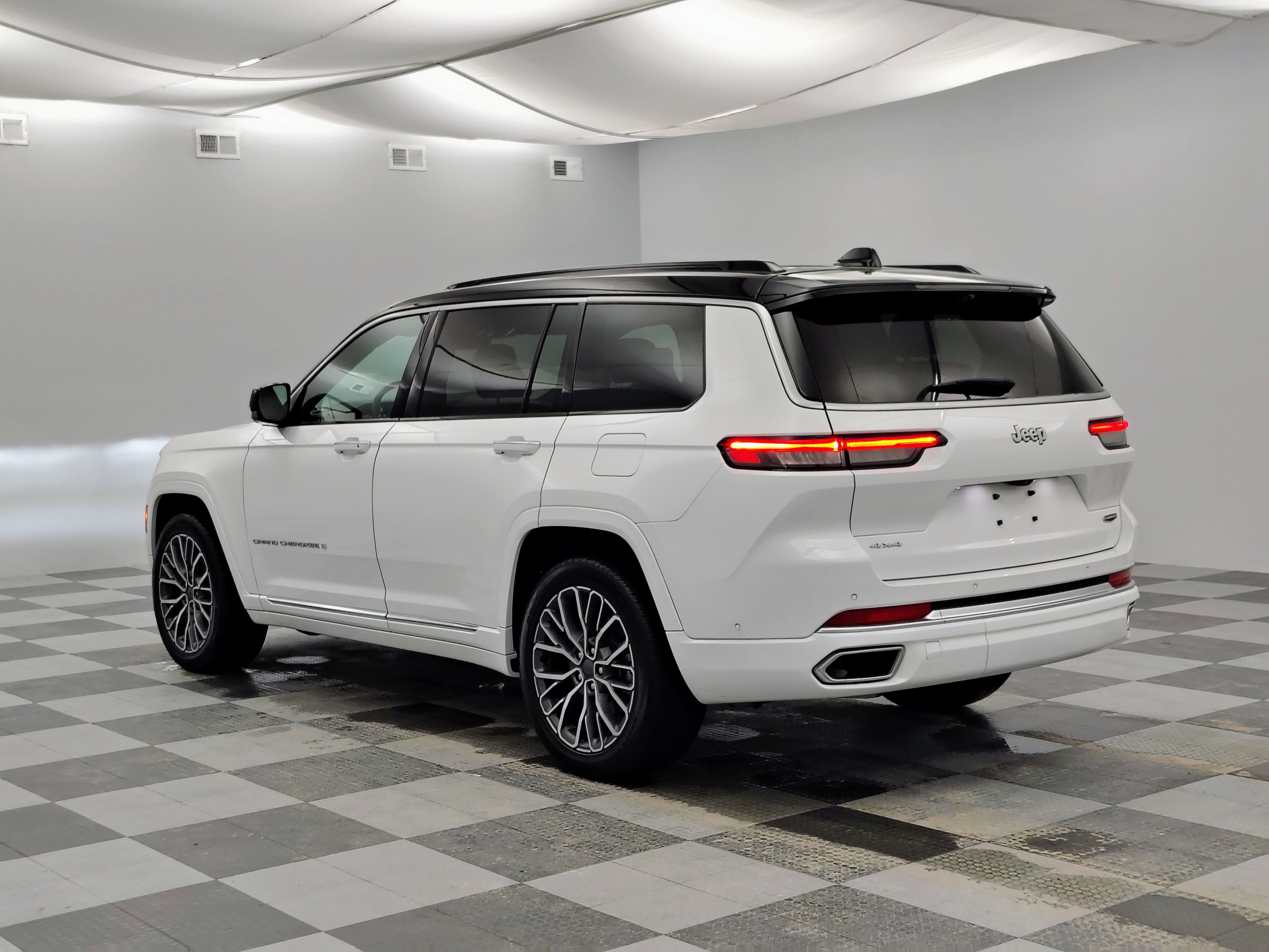 2024 Jeep Grand Cherokee L Summit Reserve