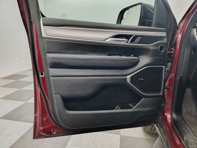 2025 Jeep Wagoneer L Series II 4x4