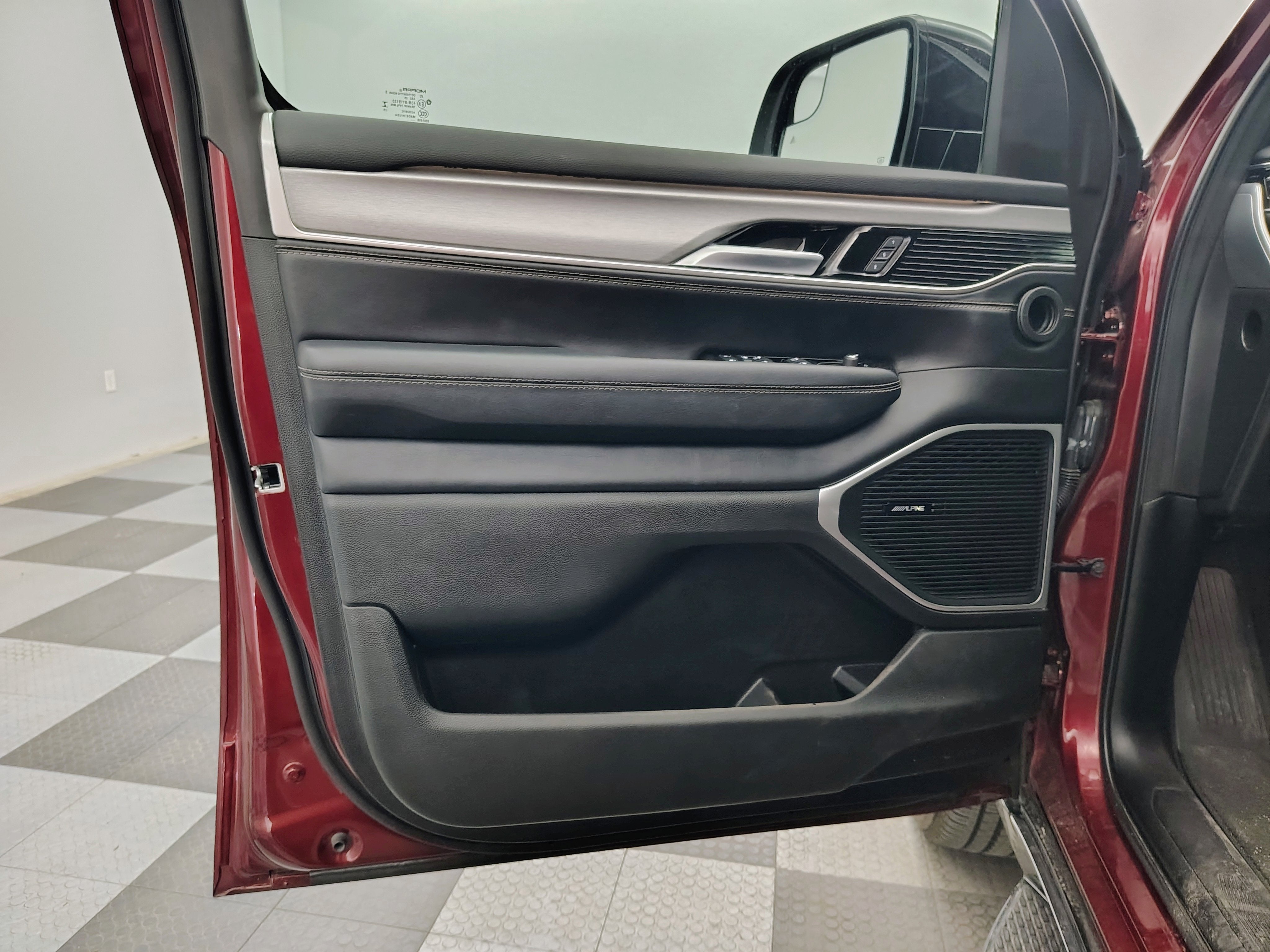 2025 Jeep Wagoneer L Series II 4x4