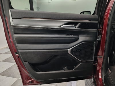 2025 Jeep Wagoneer L Series II 4x4