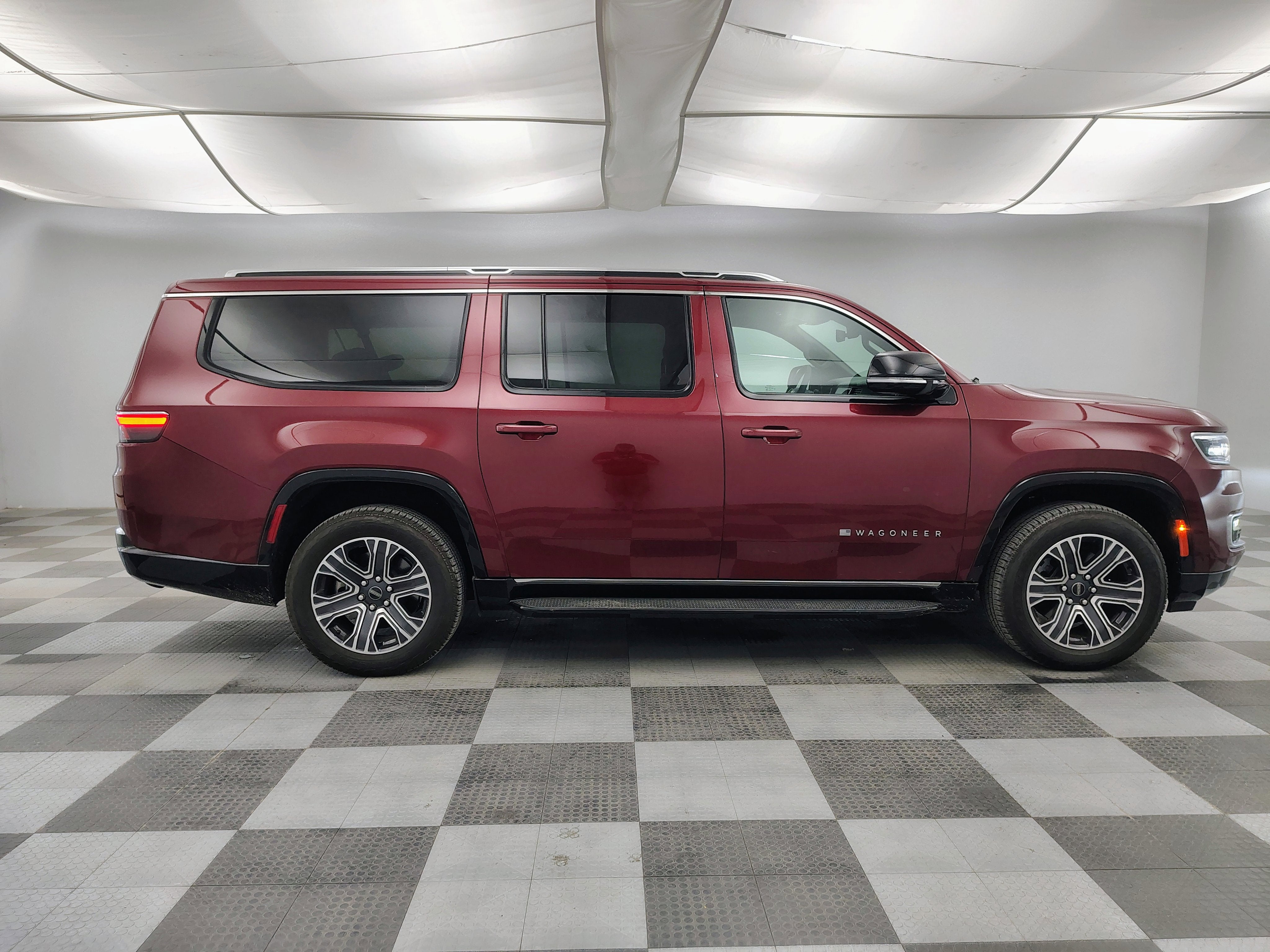 2025 Jeep Wagoneer L Series II 4x4