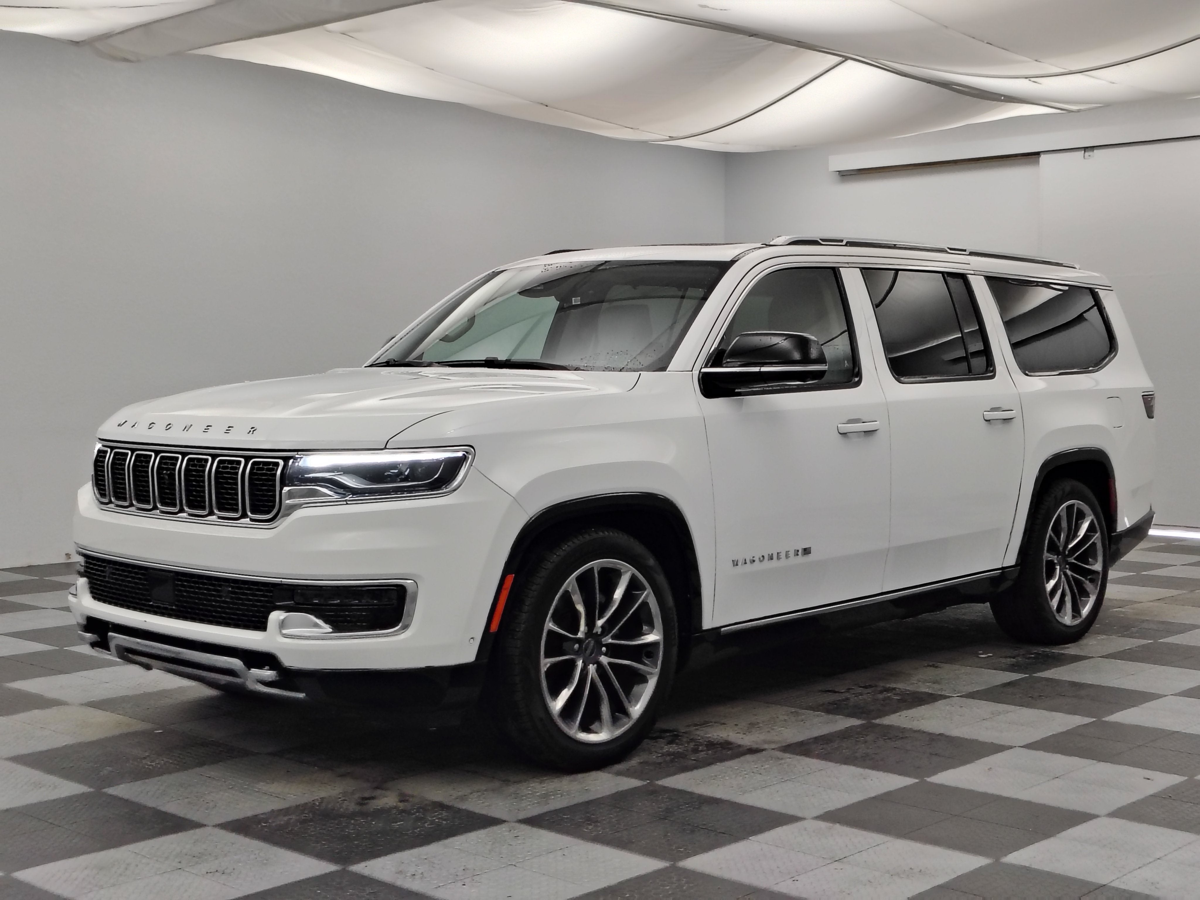 2024 Jeep Wagoneer L Series III