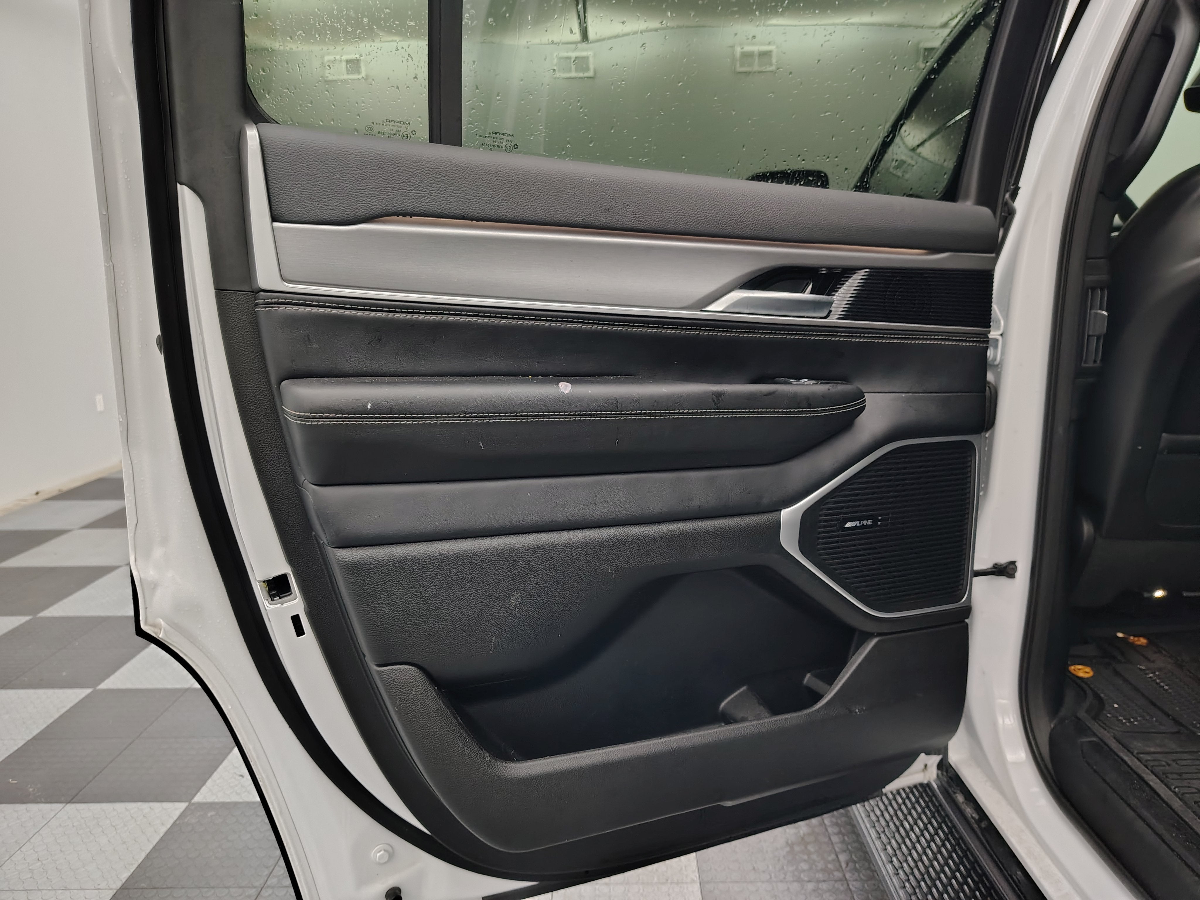 2026 Jeep Grand Wagoneer Base