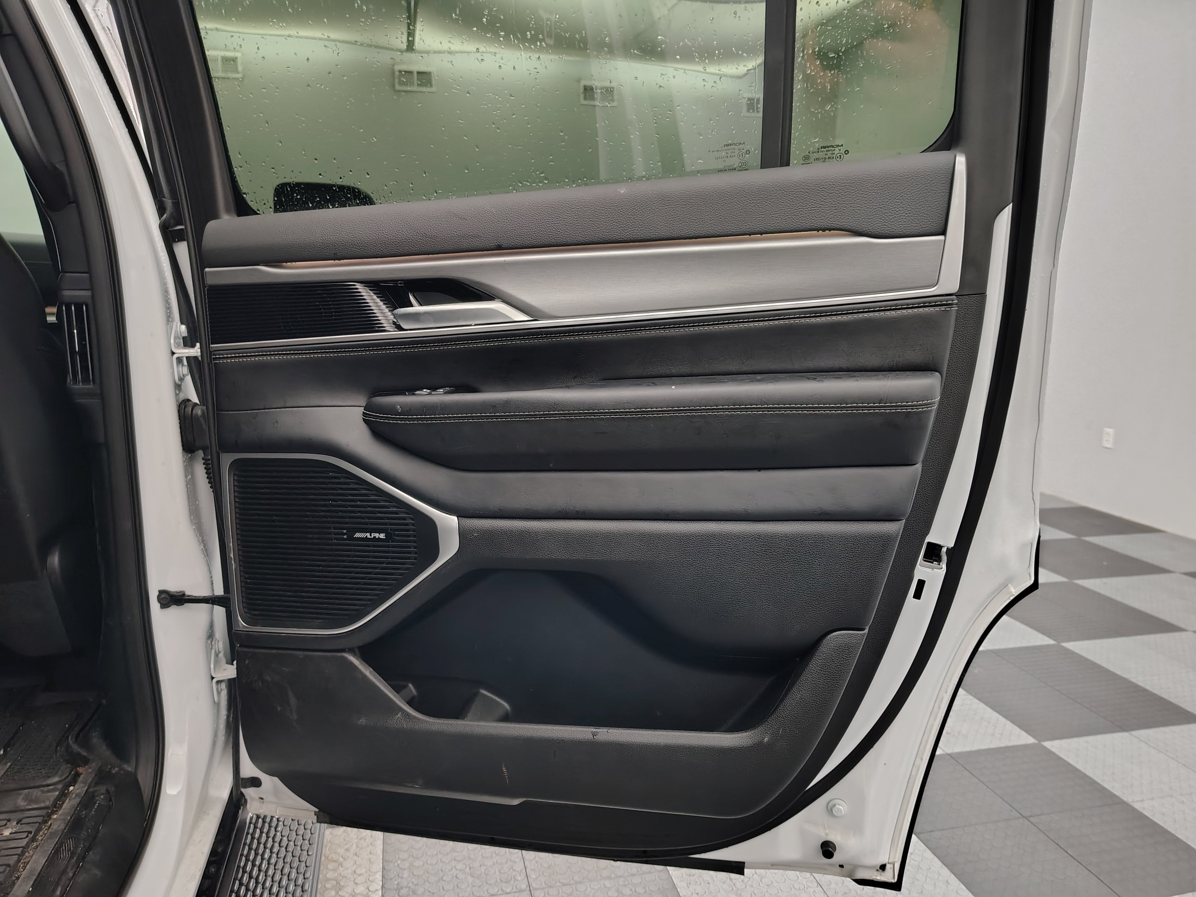 2026 Jeep Grand Wagoneer Base