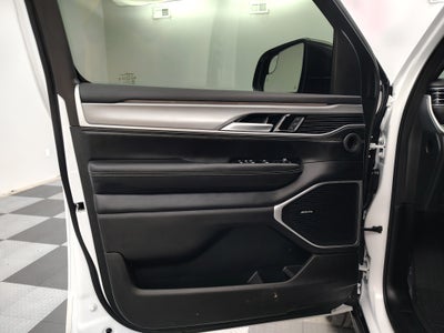 2026 Jeep Grand Wagoneer Base