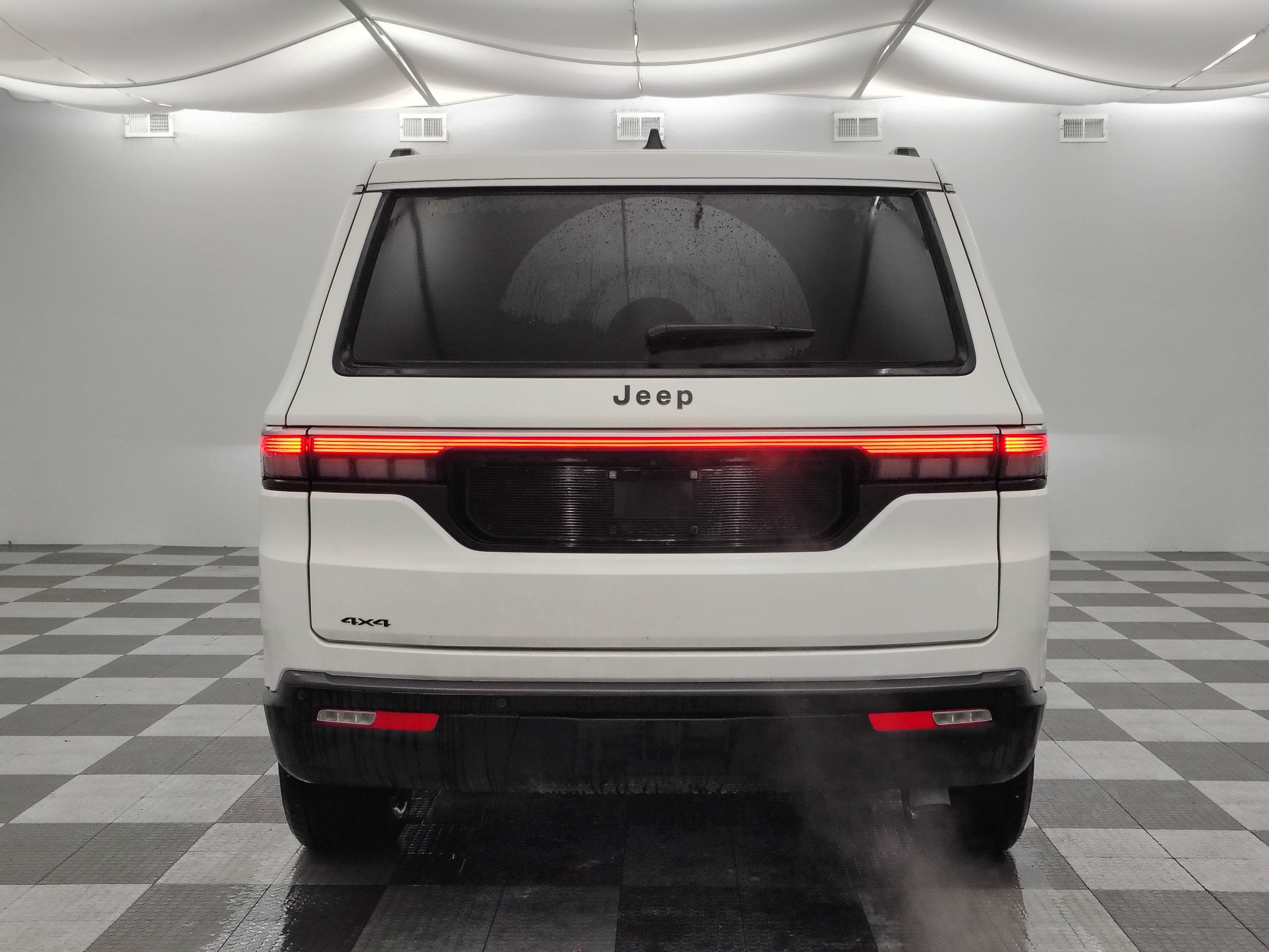 2026 Jeep Grand Wagoneer Base